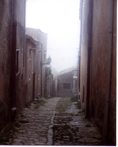 Boulevard in Erice